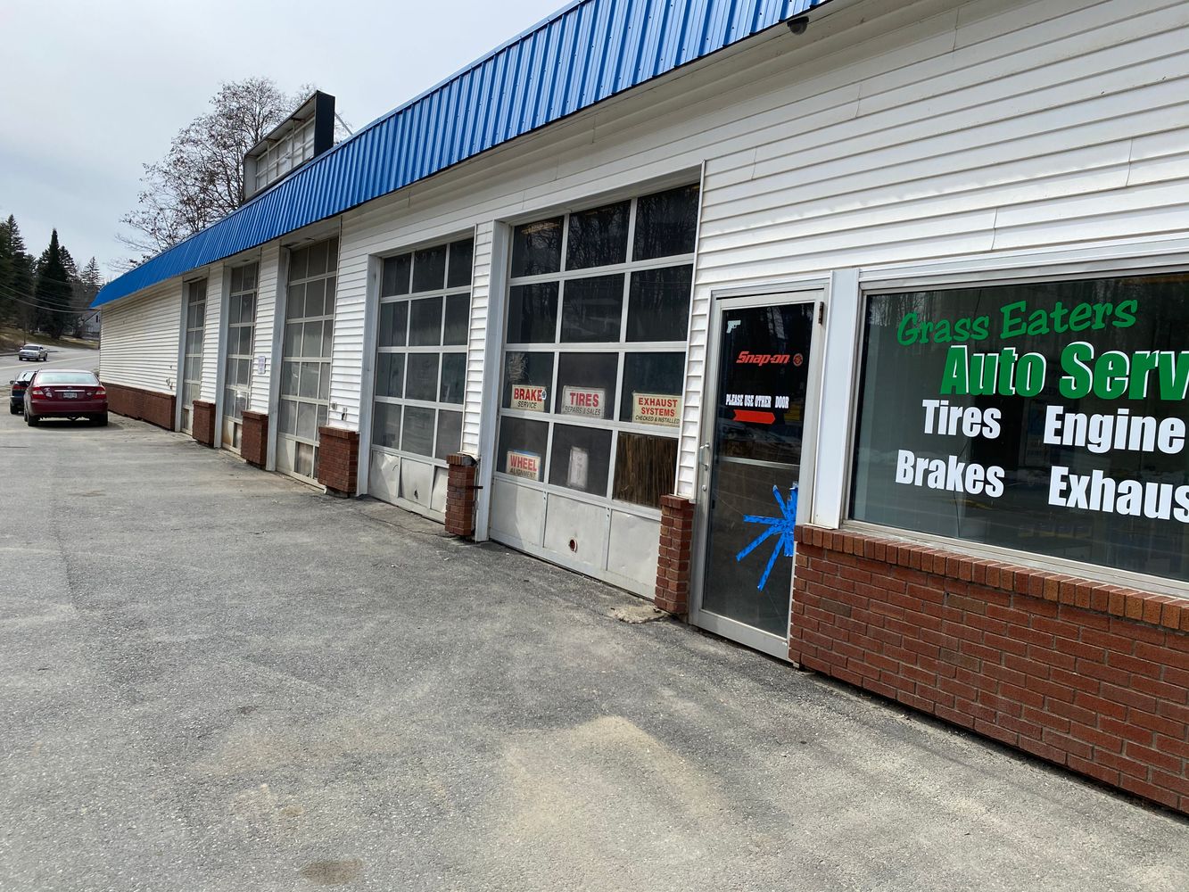 25 Augusta Rd, Winslow, ME 04901